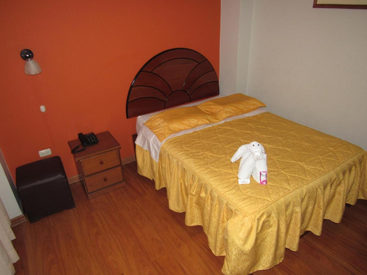 تاكنا Hotel Bolivar المظهر الخارجي الصورة